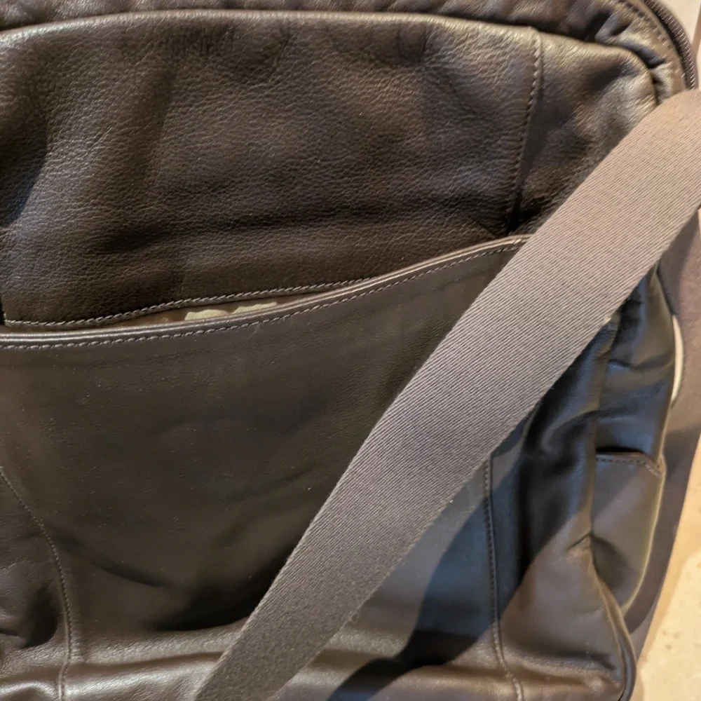 Tumi Dark Men's Brown Bag Leather